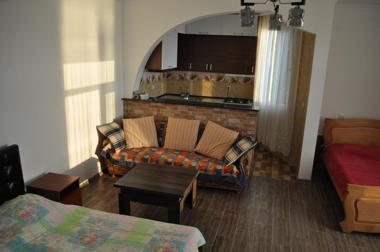 Akhmed Guest House Квариати Экстерьер фото