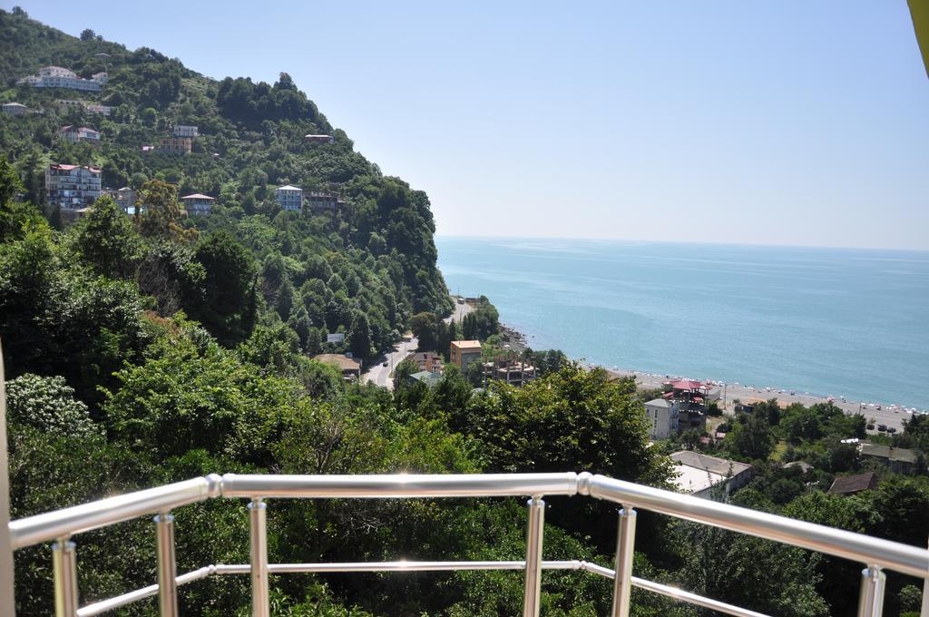 Akhmed Guest House Квариати Экстерьер фото