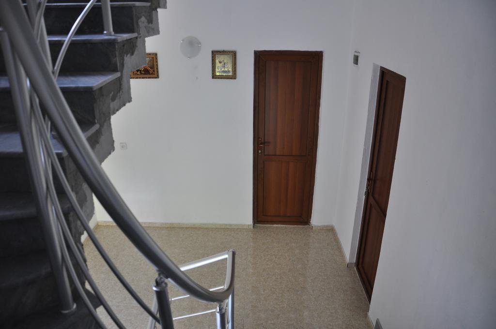 Akhmed Guest House Квариати Экстерьер фото